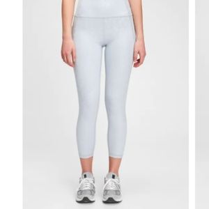 NWT Gap leggings with pocket! grey leopard print